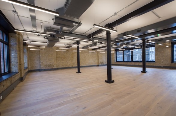 open work space with brick walls and good lighting near Borough Market