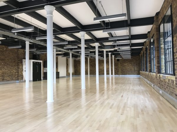 long office space in leasehold building near London Bridge, Borough and Southwark stations